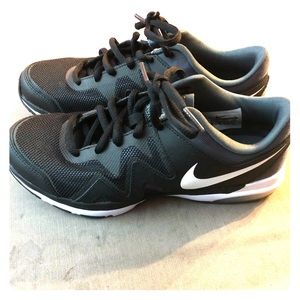 Nike sculpt TR2